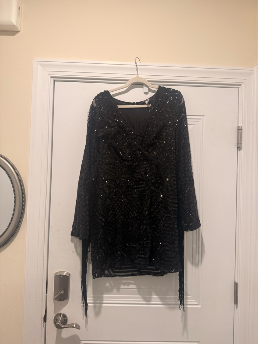 VENUS Black Sequin Long Sleeve Dress